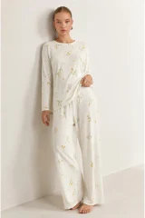 Kadın Desenli Uzun Kollu Ekru Pijama Takımı 4722