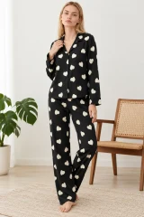 Kadın Kalpli Gömlek Yaka Siyah Pijama Takımı 4824