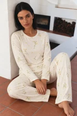 Kadın Desenli Uzun Kollu Rahat Ekru Pijama Takımı