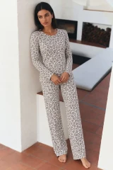Kadın Şık Esnek Gri Pijama Takımı